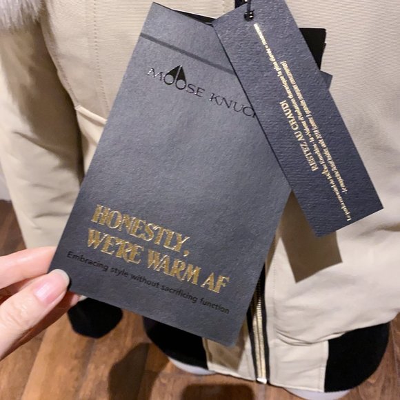 Authentic Moose Knuckles Debbie Bomber Jacket with Big Fox Fur, New w/ Tag! - Picture 11 of 13